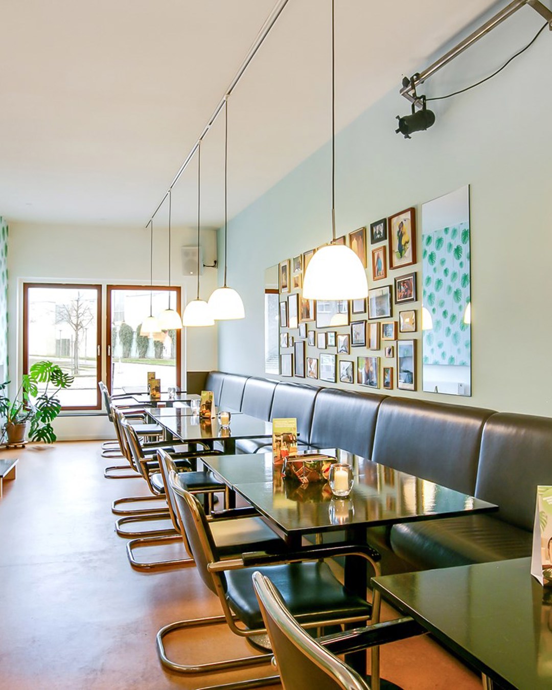 cafe-en.jpg